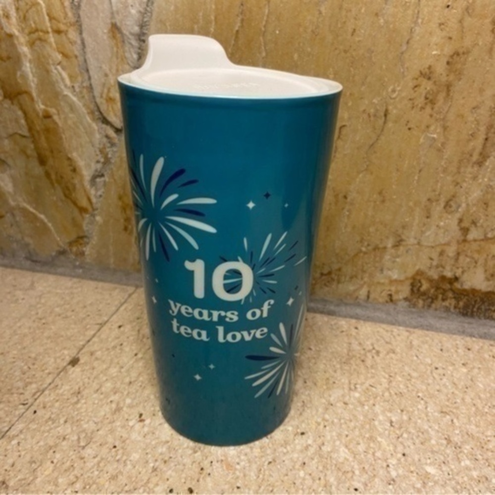 David’s Tea teal 10 years of Love anniversary ceramic travel mug